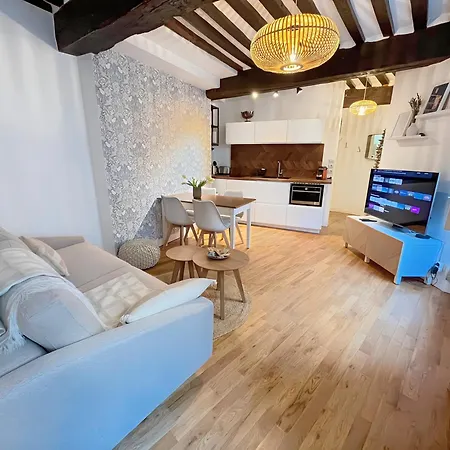 Coeur De Caen, Charme Ancien & Confort Moderne Appartement *